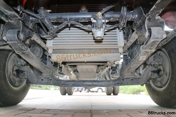 FAW Jiefang Hu VN 130 hp 4X2(6 wheels) 4.16m Single-row Van Light Truck Chassis (2) | 86Trucks
