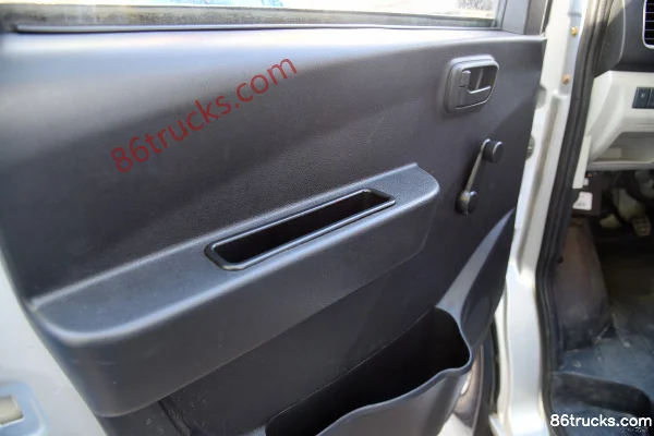 Senyuan SE3 2.5T 2.4 m camion frigorifique 100% électrique à cabine simple 4X2(6 roues) (2) | 86Trucks