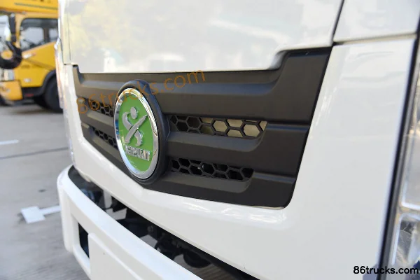 Senyuan SE4 4.5T 4m Single Row Pure Electric Refrigerated Truck 4X2(6 wheels) Exterior (2) | 86Trucks