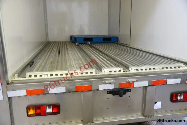 Senyuan SE4 4.5T 4m Single Row Pure Electric Refrigerated Truck 4X2(6 wheels) Chassis (1) | 86Trucks