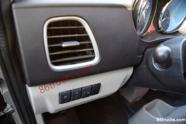 Senyuan SE3 2,51 T 2,41 m camion léger utilitaire électrique pur à cabine simple 4X2(6 roues) Intérieur (2) | 86Trucks