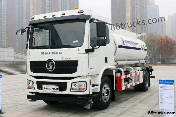 SHACMAN SHACMAN Delong L3000 Medium Truck water sprinkler truck