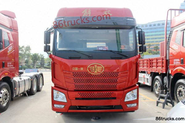 FAW Jiefang Qingdao JH6 Heavy Truck 2019 Model 320 hp 8X4(12 wheels) 9.5 m Stake Cargo Truck Exterior (2) | 86Trucks