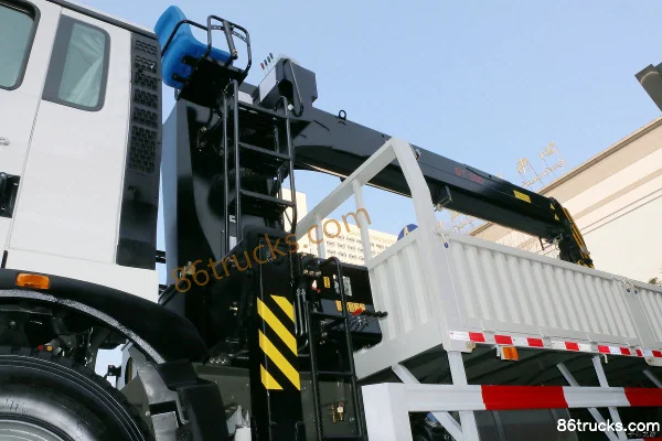 Sinotruk HOWO T5G 280 hp 6X4(10 wheels) truck-mounted crane (Sinotruk brand) Body (1) | 86Trucks
