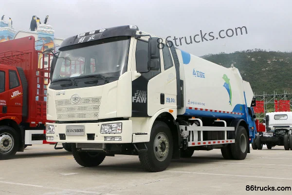FAW Jiefang J6L 220 hp 4X2(6 wheels) Compressed Refuse Truck (China VI) Exterior (3) | 86Trucks