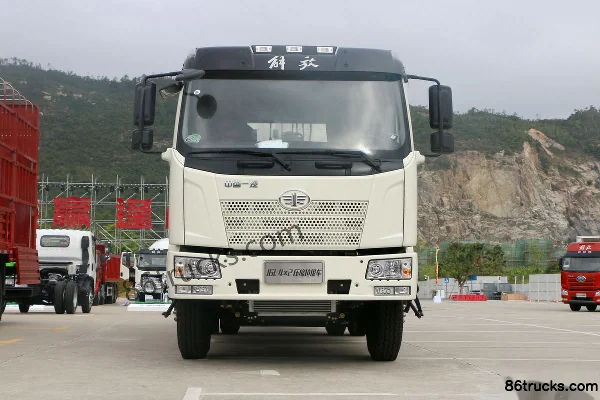 FAW Jiefang J6L 220 hp 4X2(6 wheels) Compressed Refuse Truck (China VI) Exterior (2) | 86Trucks
