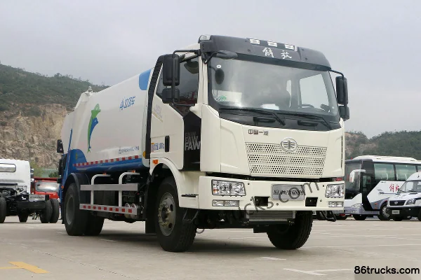 FAW Jiefang J6L 220 hp 4X2(6 wheels) Compressed Refuse Truck (China VI) Exterior