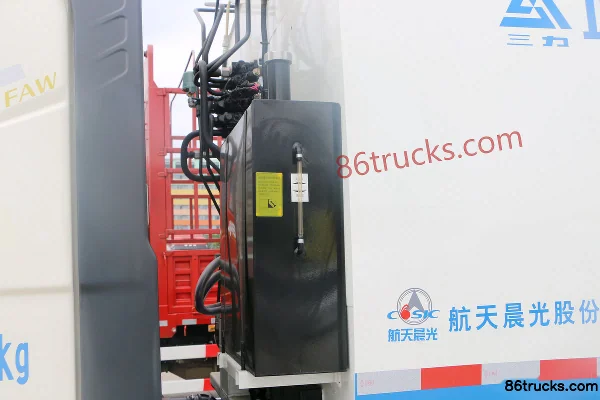 FAW Jiefang J6L 220 hp 4X2(6 wheels) Compressed Refuse Truck (China VI) Body (1) | 86Trucks