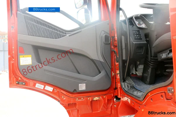 FAW Jiefang nouveau J6P camion lourd 440 ch 6X4(10 roues) LNG tracteur routier (China VI) Cabine (1) | 86Trucks