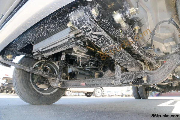 Changan Kuayue King X5 PLUS Standard 116hp 4X2(6 wheels) 3.585m Single Row Van Light Truck (6-speed) Chassis (2) | 86Trucks