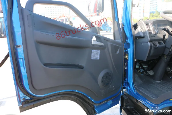 FAW Jiefang J6F Efficient Edition 160hp 4X2(6 wheels) 4.21m Single Row Van Light Truck Chassis Cab (1) | 86Trucks
