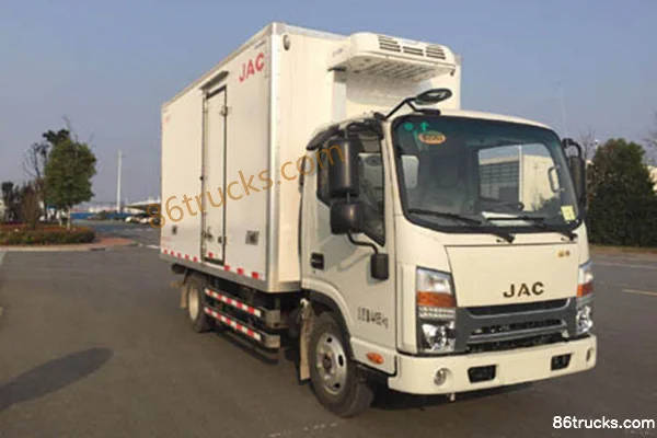 JAC Shuailing Q3 120 ch 4X2(6 roues) 4,015 m camion frigorifique, cabine simple Extérieur