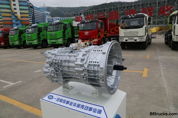 FAW Jiefang CA12TAX270M3 12-Speed Manual Transmission Exterior (3) | 86Trucks