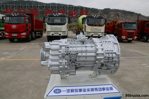 FAW Jiefang CA12TAX270M3 12-Speed Manual Transmission Exterior (2) | 86Trucks