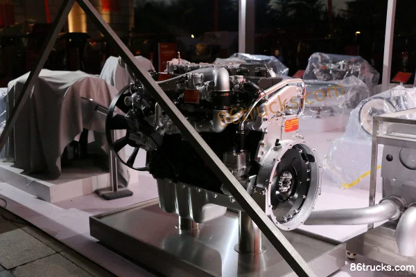 Sinotruk MT13.48-60 480 hp 13L China VI natural gas engine Exterior (3) | 86Trucks