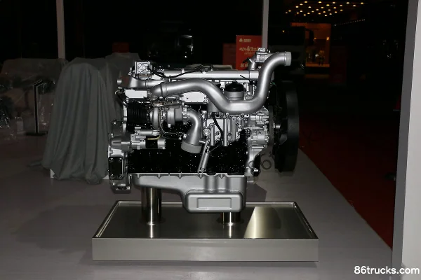 Sinotruk MC09.38-60 380hp 9L China VI Diesel Engine Exterior (3) | 86Trucks