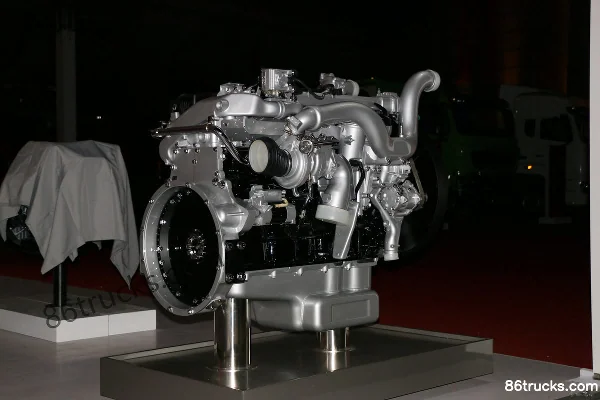 Sinotruk MC09.38-60 380hp 9L China VI Diesel Engine Exterior (2) | 86Trucks