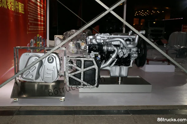 Sinotruk MC13.50-60 500hp 13L China VI Diesel Engine Exterior (3) | 86Trucks