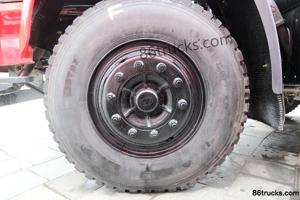 SAIC Hongyan Jiebao C6 Composite Edition 245hp 6X2(8 wheels) 6X2R 4.5m dump truck Chassis (2) | 86Trucks