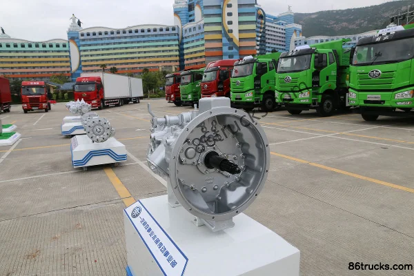 FAW Jiefang CA8TAX090M 8-Speed Manual Transmission Exterior (3) | 86Trucks