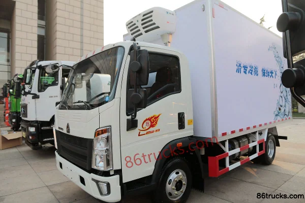 Sinotruk HOWO Hanjiang 170 hp 4X2(6 wheels) 4.1 m refrigerated truck (China VI) Exterior (3) | 86Trucks