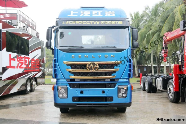 SAIC Hongyan Genlyon C500 Heavy Truck Standard Load Edition 560 hp 6X4(10 wheels) Tractor Truck Exterior (2) | 86Trucks