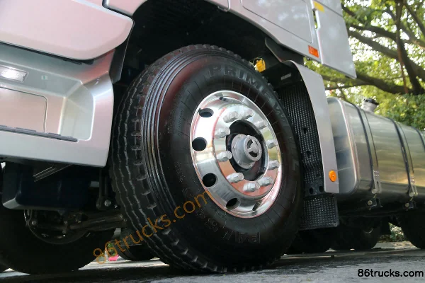 Foton Auman EST 6 Series Heavy Truck 550 ch 6X4(10 roues) Tracteur routier Châssis (3) | 86Trucks