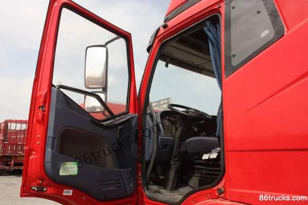 FAW Jiefang J6M Heavy Truck Standard Load 280hp 8X4(12 wheels) 9.5m Van Truck Cab (1) | 86Trucks