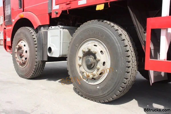 FAW Jiefang J6M Heavy Truck Standard Load 280hp 8X4(12 wheels) 9.5m Van Truck Chassis (2) | 86Trucks