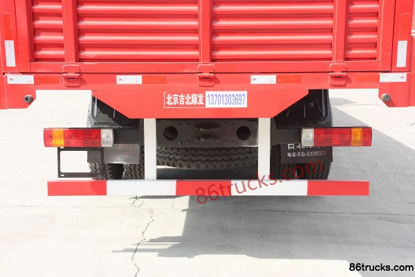 FAW Jiefang J6M Heavy Truck Standard Load 280hp 8X4(12 wheels) 9.5m Van Truck Body (3) | 86Trucks