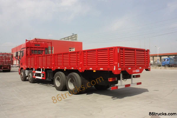 FAW Jiefang J6M Heavy Truck Standard Load 280hp 8X4(12 wheels) 9.5m Van Truck Body (1) | 86Trucks
