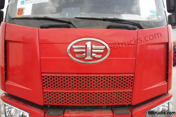 FAW Jiefang J6M Heavy Truck Standard Load 280hp 8X4(12 wheels) 9.5m Van Truck Exterior (3) | 86Trucks