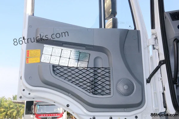 SAIC Hongyan King Kong M500 390 ch 6X4(10 roues) 5.6 m Camion benne LNG Cabine (1) | 86Trucks