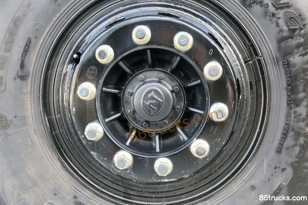 SAIC Hongyan King Kong M500 390 ch 6X4(10 roues) 5.6 m Camion benne LNG Châssis (3) | 86Trucks