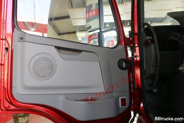 Dayun New N8E Heavy Truck Basic Edition 375 hp 4X2(6 wheels) Tractor Truck (China VI) Cab (1) | 86Trucks