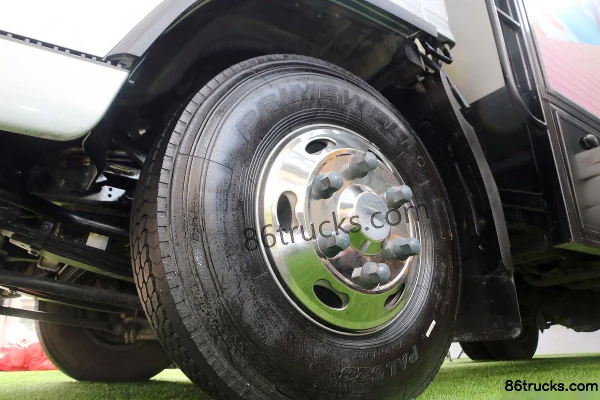 Foton Ollin CTS 150hp 4X2(6 wheels) 4.085m Single Row Motorhome Chassis (3) | 86Trucks
