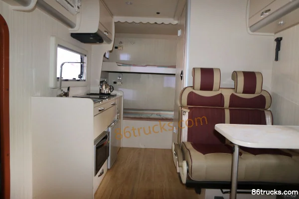 Foton Ollin CTS 150hp 4X2(6 wheels) 4.085m Single Row Motorhome Body (3) | 86Trucks