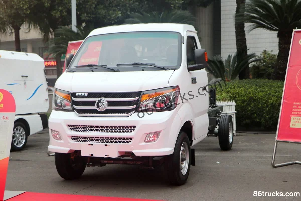 Sinotruk Ace Yishi 2.5T 4X2(6 wheels) 3.3m Single Row Electric Micro Truck Chassis 53kWh Exterior (3) | 86Trucks