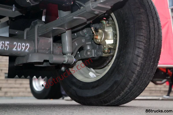 Sinotruk Ace Yishi 2.5T 4X2(6 wheels) 3.3m Single Row Electric Micro Truck Chassis 53kWh (3) | 86Trucks