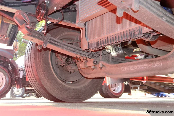 Sinotruk (formerly Sinotruk Wangpai) Jieshi 220 hp 4X2(6 wheels) semi-panel car carrier truck Chassis (2) | 86Trucks