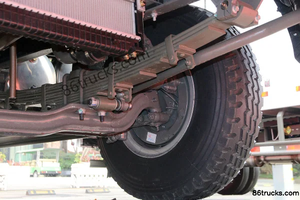 Sinotruk Ruishi 150hp 4X2(6 wheels) 4.16m Single Row Stake Truck Chassis (3) | 86Trucks