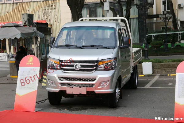 Sinotruk Wangpai W1 133hp 4X2(6 wheels) 2.6m Double Row Flatbed Micro Truck (China VI) Exterior (3) | 86Trucks