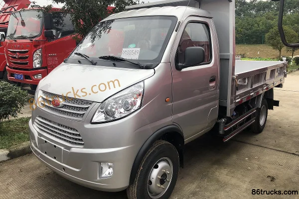 NanJun Ruidi 82 hp 4X2(6 wheels) 2.8m dump truck Exterior (2) | 86Trucks