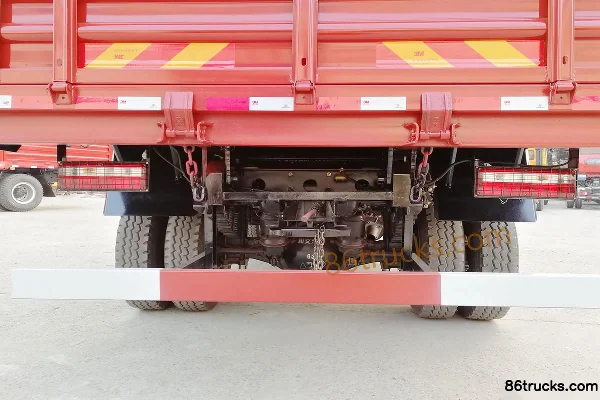 CHUANJIAO Xiao Caishen 129 ch 4X2(6 roues) Camion benne 4 m Châssis (3) | 86Trucks