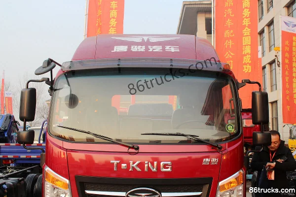 Tangjun Ouling T7 Series Green Superman Cold Region Edition 143hp 4X2(6 wheels) 4.1m Single Row Flatbed Light Truck Exterior (3) | 86Trucks