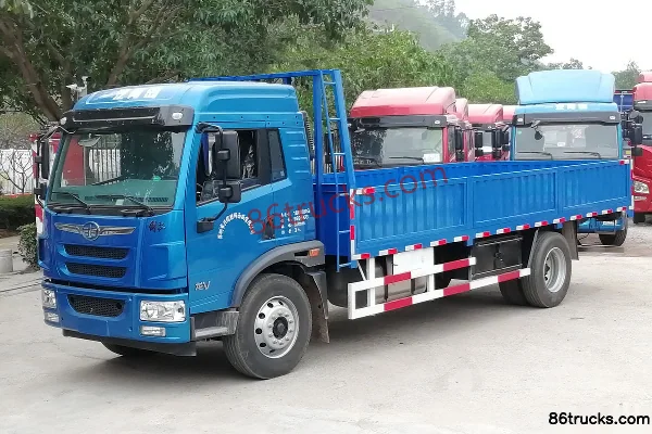 FAW Jiefang Qingdao Long V camion moyen 180 ch 4X2(6 roues) 6,75 m plateau porteur (DPF) Extérieur (2) | 86Trucks