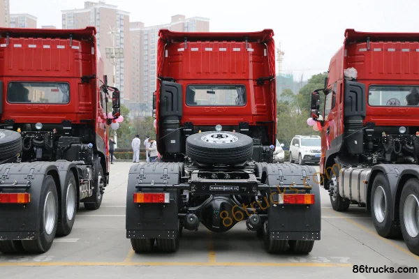 Dongfeng Commercial Vehicle New Tianlong KL Heavy Truck 465 hp 6X4(10 wheels) tractor truck (2.87 ratio) Exterior (3) | 86Trucks