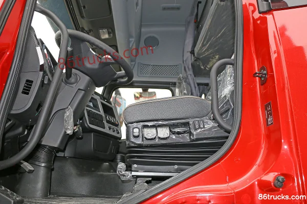 Dongfeng Commercial Vehicle New Tianlong KL Heavy Truck 465 hp 6X4(10 wheels) tractor truck (2.87 ratio) Cab (3) | 86Trucks