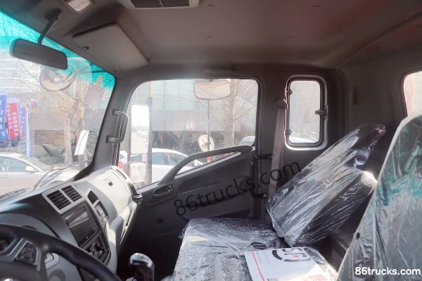 Kama Kaijie M8 6.77m Flatbed Light Truck with Sides (China VI) 4X2(6 wheels) Cab (2) | 86Trucks