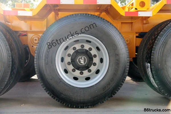 CIMC Huajun 20ft Gooseneck Skeleton Trailer (Container Transport Semi-Trailer) Cab (1) | 86Trucks